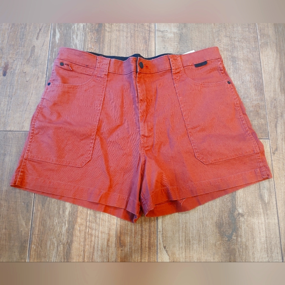 Wrangler Hiker All Terrain Gear (ATG) shorts